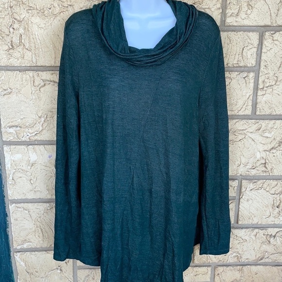Green Tunic Top turtle neck size large comfy thin femme Cowneck - Picture 10 of 10